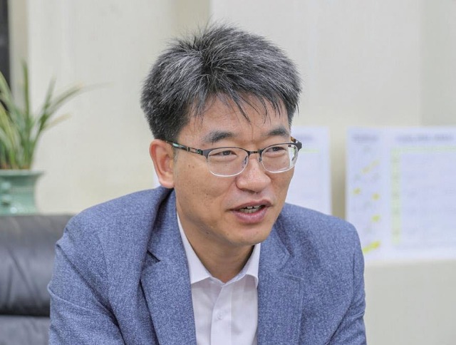 사본 -김용석.jpg