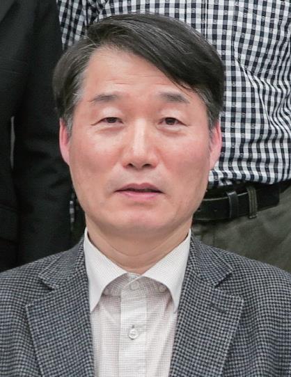 이근 교수.jpg